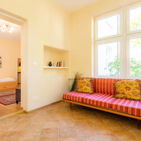 Διαμέρισμα Victus Cosy Close To The By Renters